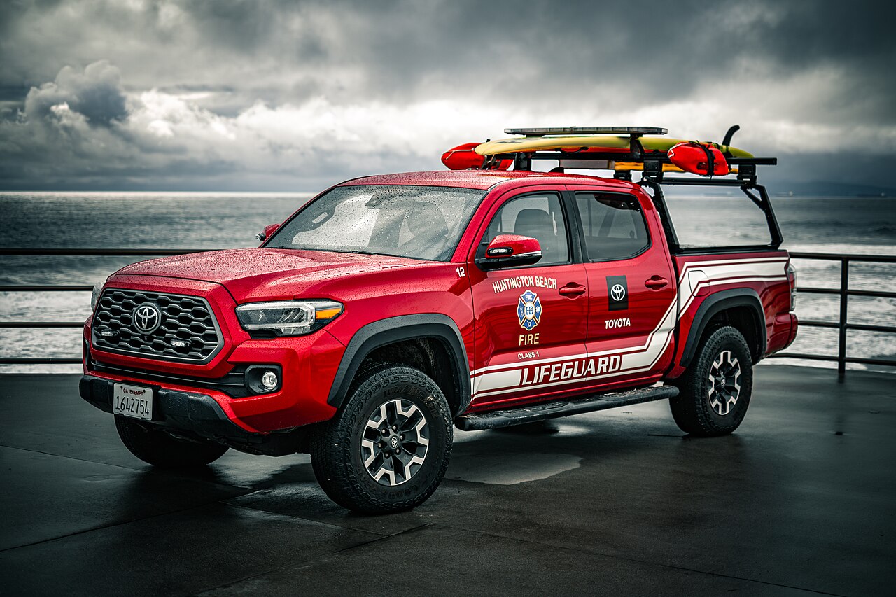 Huntington Beach &mdash; Toyota Tacoma Huntington Beach Lifeguard
