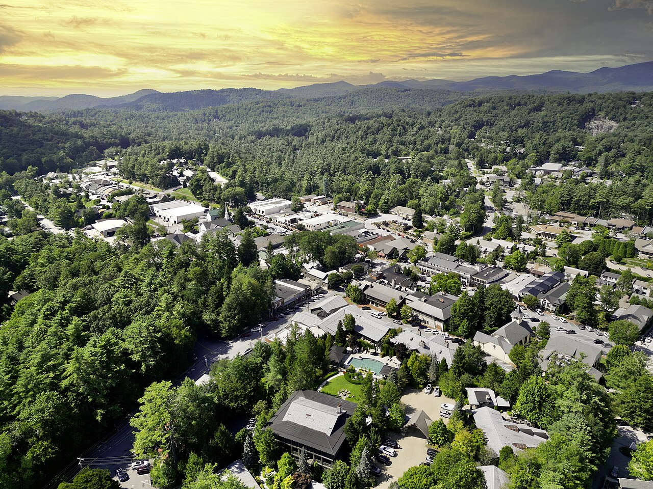 Highlands — The town of Highlands, North Carolina, in Macon County 09
