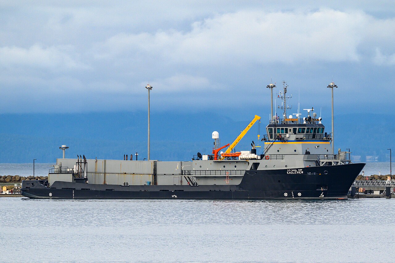 Port Angeles &mdash; 2024-12-31 01 USNS EAGLEVIEW - IMO 9472361 – Port Angeles, WA USA