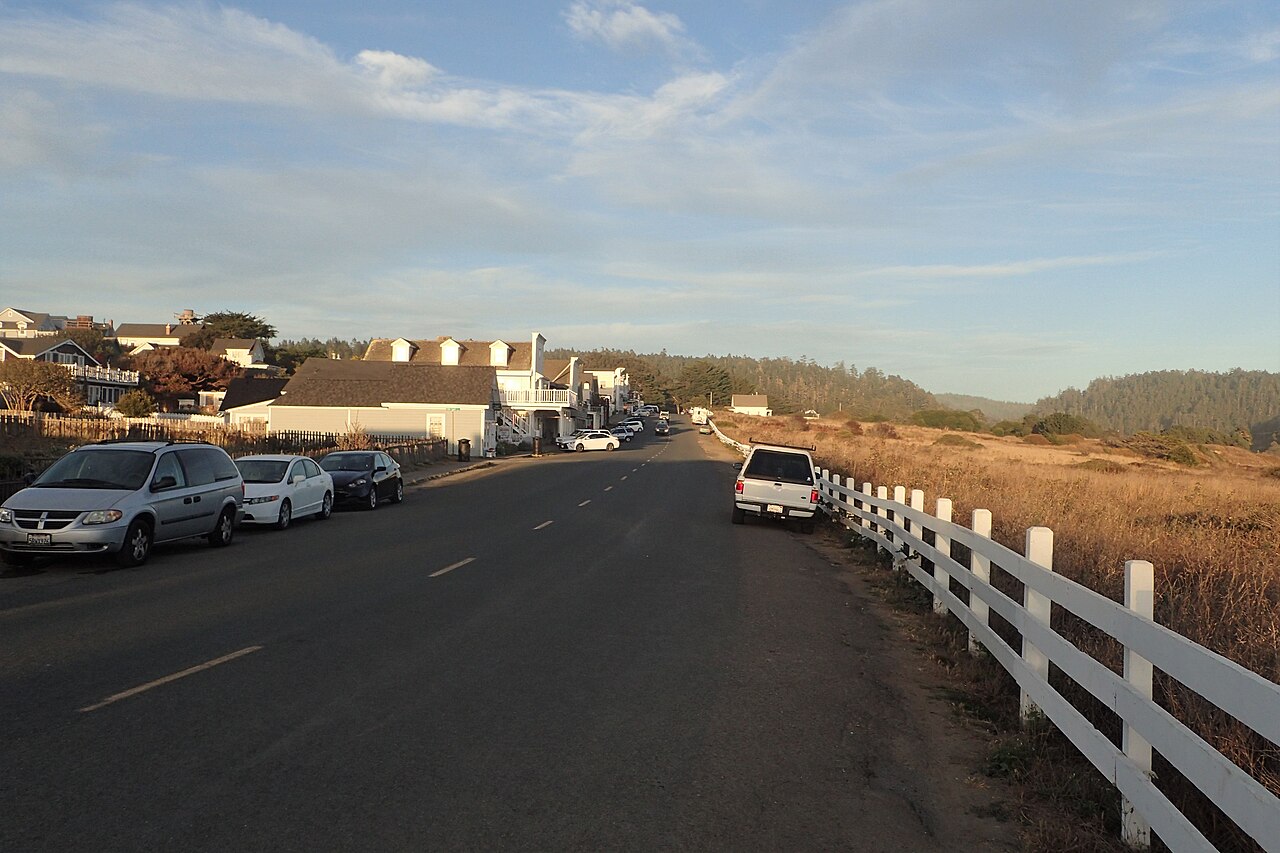 Mendocino — Mendocino Main St. kz01