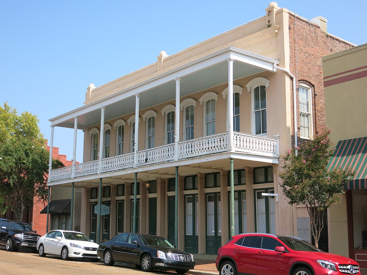 Natchez — Natchez, Mississippi - Commercial building on Franklin Street, 2018