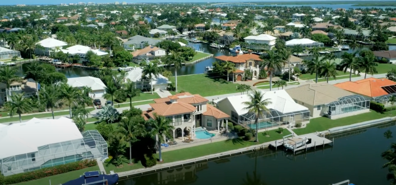 Marco Island &mdash; Marco Island Florida Skyline