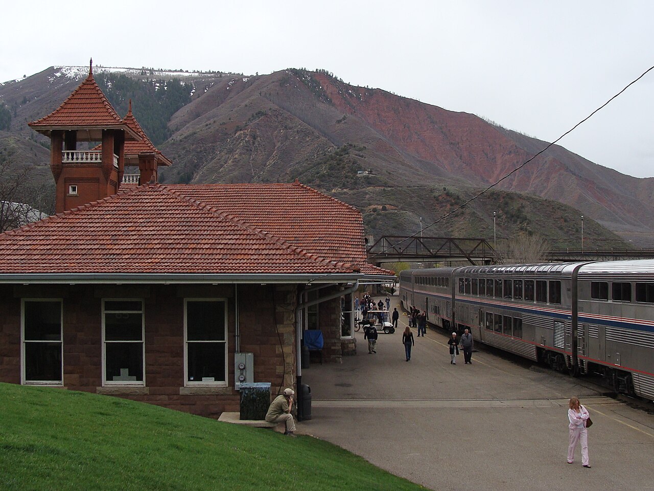 Glenwood Springs — Glenwood Springs station 5656145582