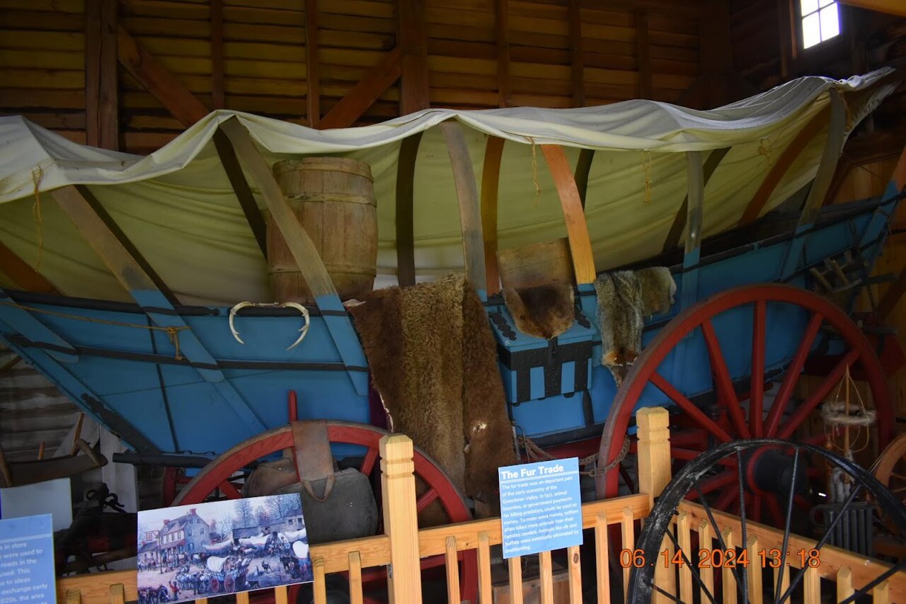 Lewisburg &mdash; Covered Wagon at Lewisburg History center