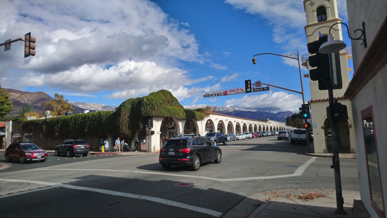Ojai &mdash; Downtown Ojai 2019-333