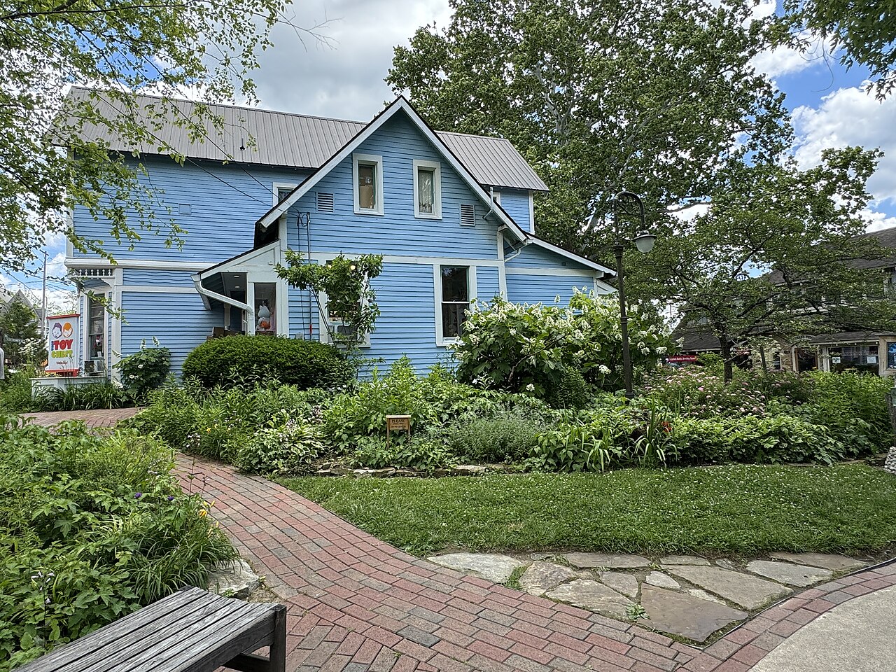 Nashville &mdash; Nashville, Indiana - May 2024 - Sarah Stierch