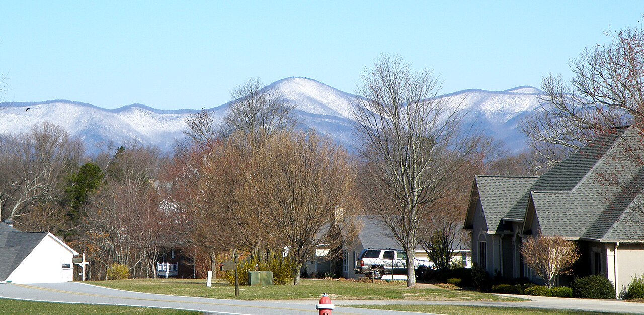 Dahlonega &mdash; Sky Country Dahlonega, GA - panoramio